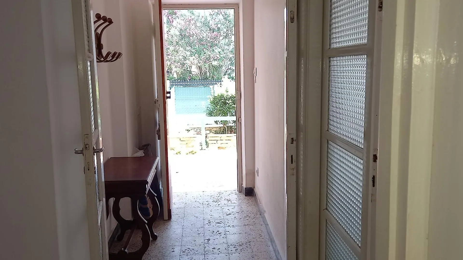 Villa Eusepia, Di Fronte Alla Spiaggia Di Tirrenia Apartment