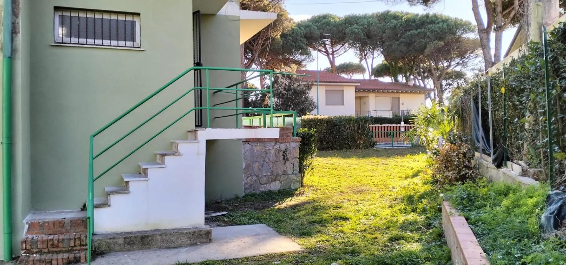 Villa Eusepia, Di Fronte Alla Spiaggia Di Tirrenia 0*,  Italy